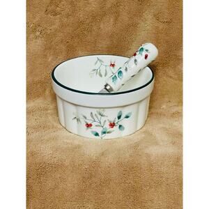 Pfaltzgraff Ceramic Dip Bowl & Speader Set - Winterberry Pattern (2010)